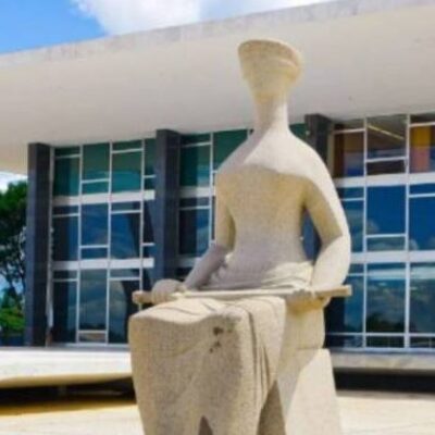 STF rejeita recurso de Bolsonaro contra multa do TSE por reunião com embaixadores