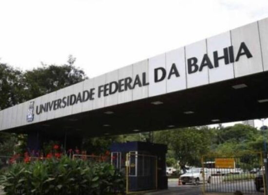 UFBA abre seleção para 25 professores visitantes