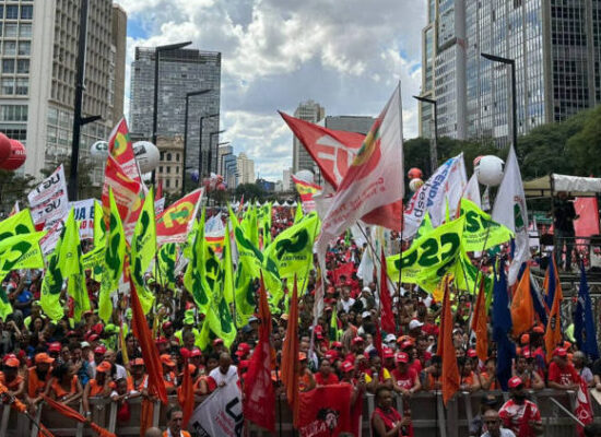 Fórum Sindical dos Trabalhadores defende que artigo 8º da Constituição seja regulamentado