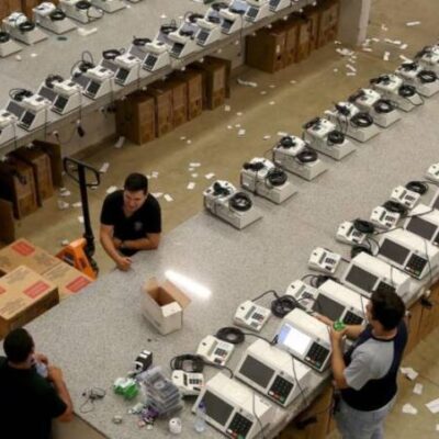 TSE inicia a produção de novas urnas eletrônicas