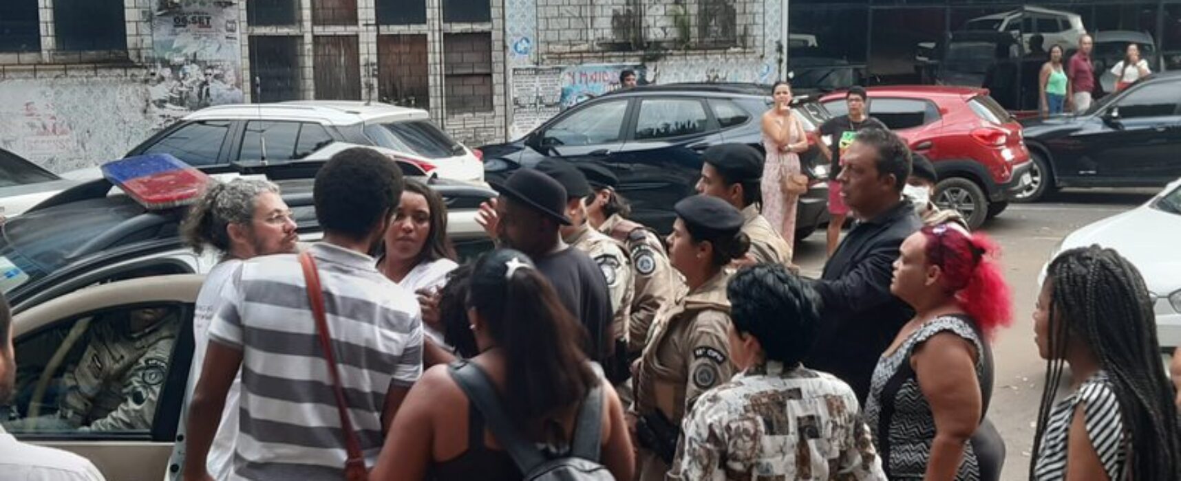 Confusão em Ilheus: Mulher de vereador é agredida e tem nariz quebrado