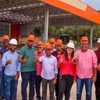 Comitiva visita novas instalações do Atacadão em Ilhéus; loja vai gerar 350 empregos diretos