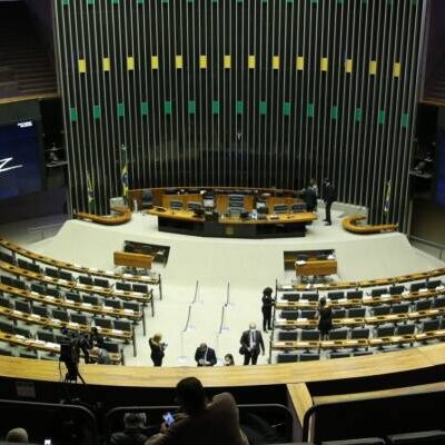 Endividamento dos partidos: Câmara envia justificativa da PEC da Anistia para STF
