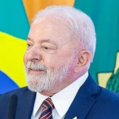 Lula assina decreto e institui comissão nacional para coordenar presidência do Brasil no G20