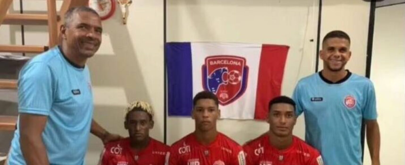 FUTEBOL BAHIANO: Jogadores do Barcelona ficam no Grapiúna até o final da Série B