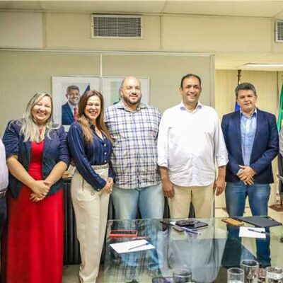 Prefeito Mário Alexandre participa de reunião para discutir ações de fomento ao mercado do chocolate