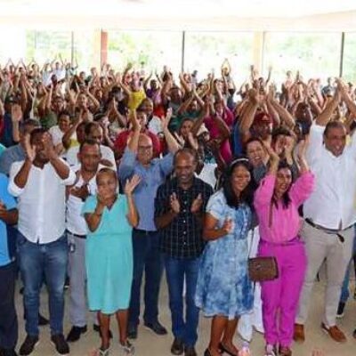 ‘Eu estou aqui para cuidar de vocês’, afirma prefeito durante apresentação de projeto habitacional