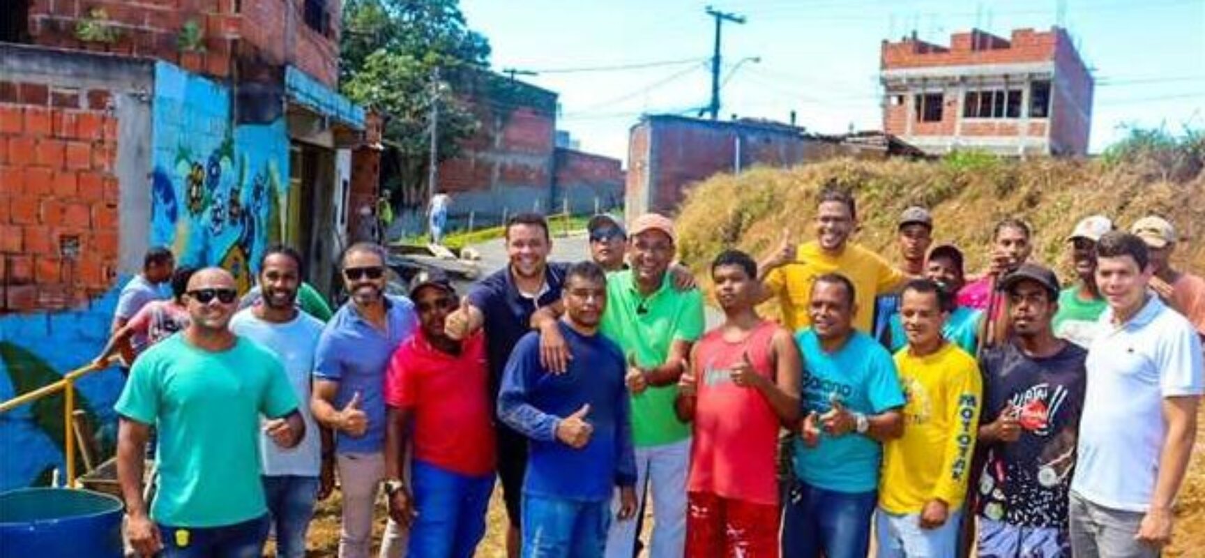 Prefeito Mário Alexandre confere pavimentação comunitária no Mambape e na Rua Luiz Gama