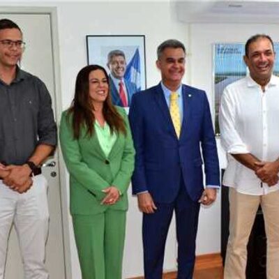 Na Seinfra, prefeito solicita intervenções para garantir segurança no trecho duplicado da BA-001