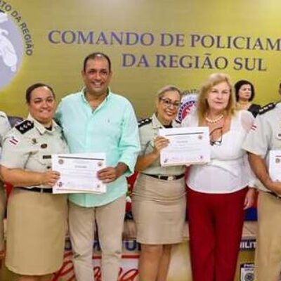 Prefeito Mário Alexandre prestigia cerimônia de formatura de novos instrutores do PROERD