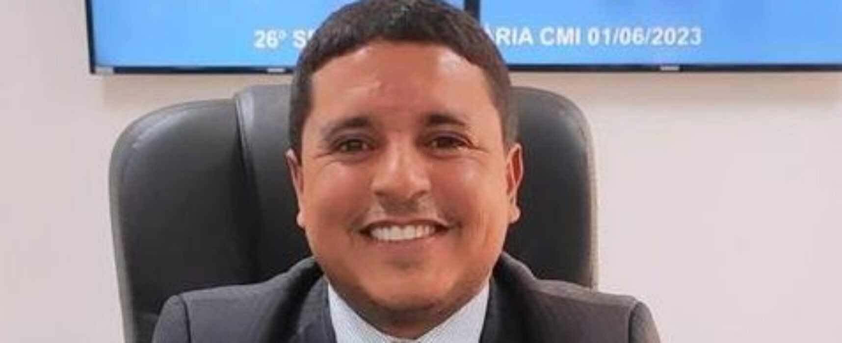 Vereador Fabrício Nascimento pede implantação de sistema digital para emissão de documentos para taxistas