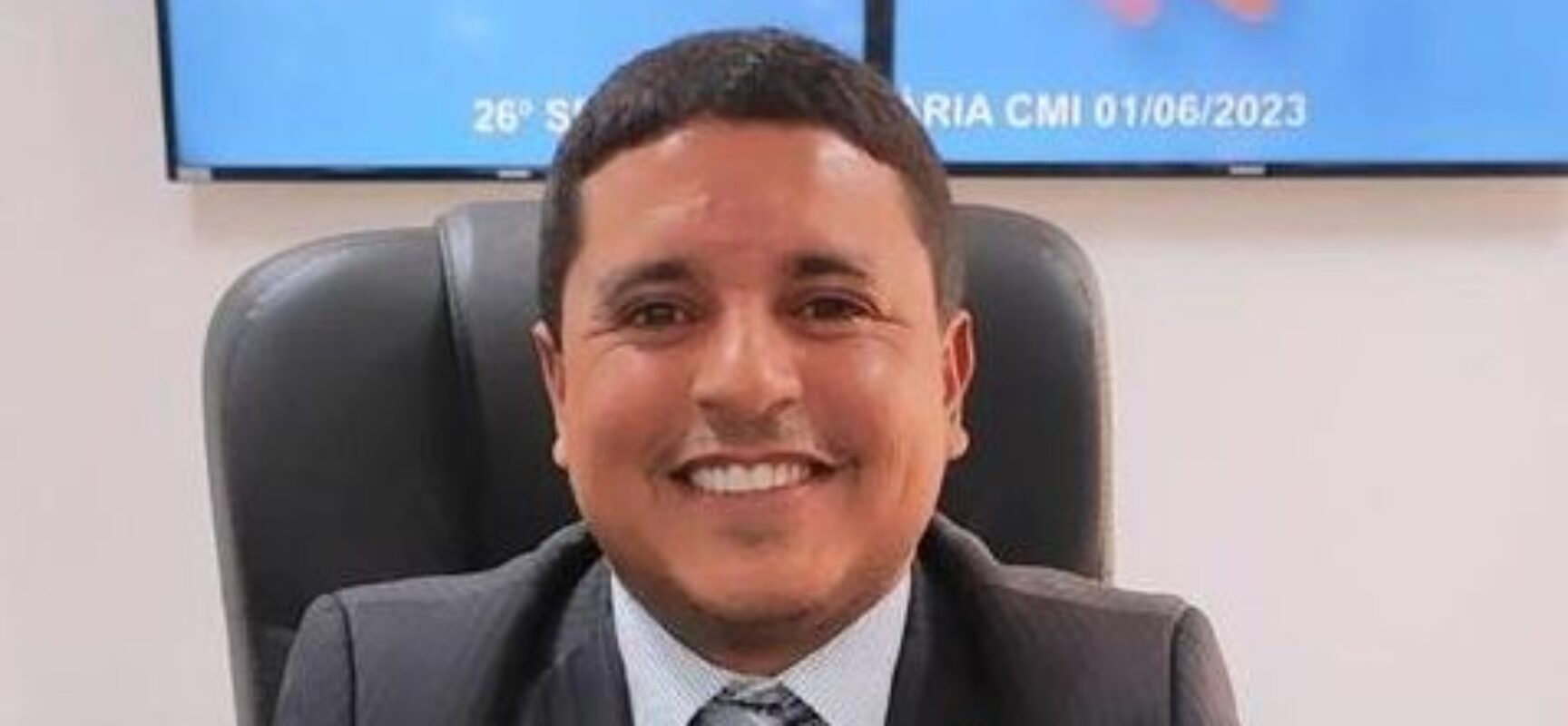 Vereador Fabrício Nascimento pede implantação de sistema digital para emissão de documentos para taxistas