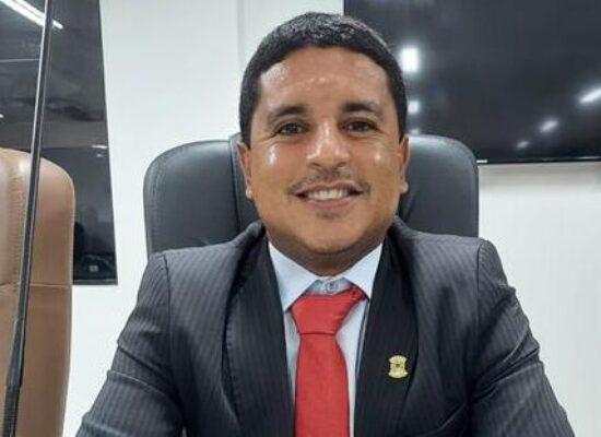 Vereador Fabrício Nascimento solicita implantação da linha de ônibus Uesc x Olivença