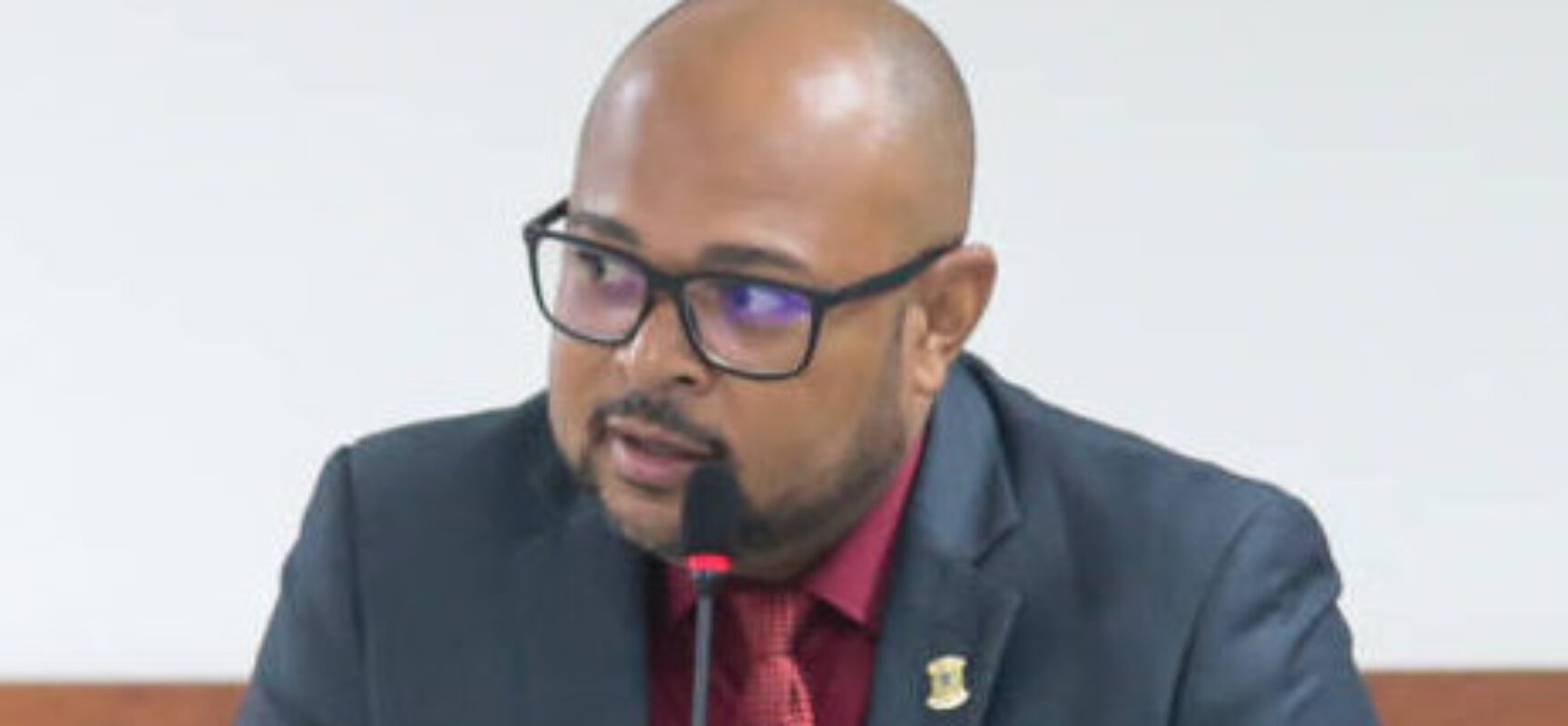 VEREADOR EDERJUNIOR, contribuindo efetivamente com ações que visam uma reforma tributária justa