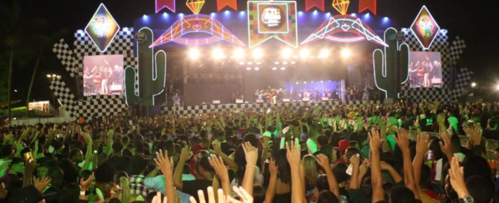 Primeira noite do Ita Pedro 2023 mobilizou mais de 80 mil pessoas