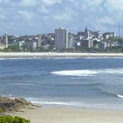 Autor da PEC das praias afirma que “não há risco nenhum” de privatização em caso de aprovação