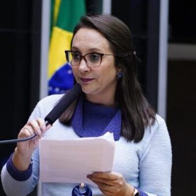 Projeto de lei tipifica e pune o crime de estupro virtual