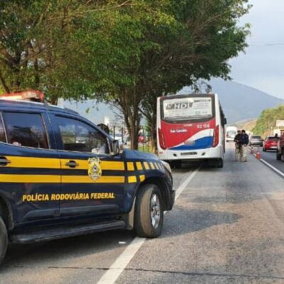 Suspeito de liderar facção e envolvimento em execução no CE é preso na BR-242, em Barreiras