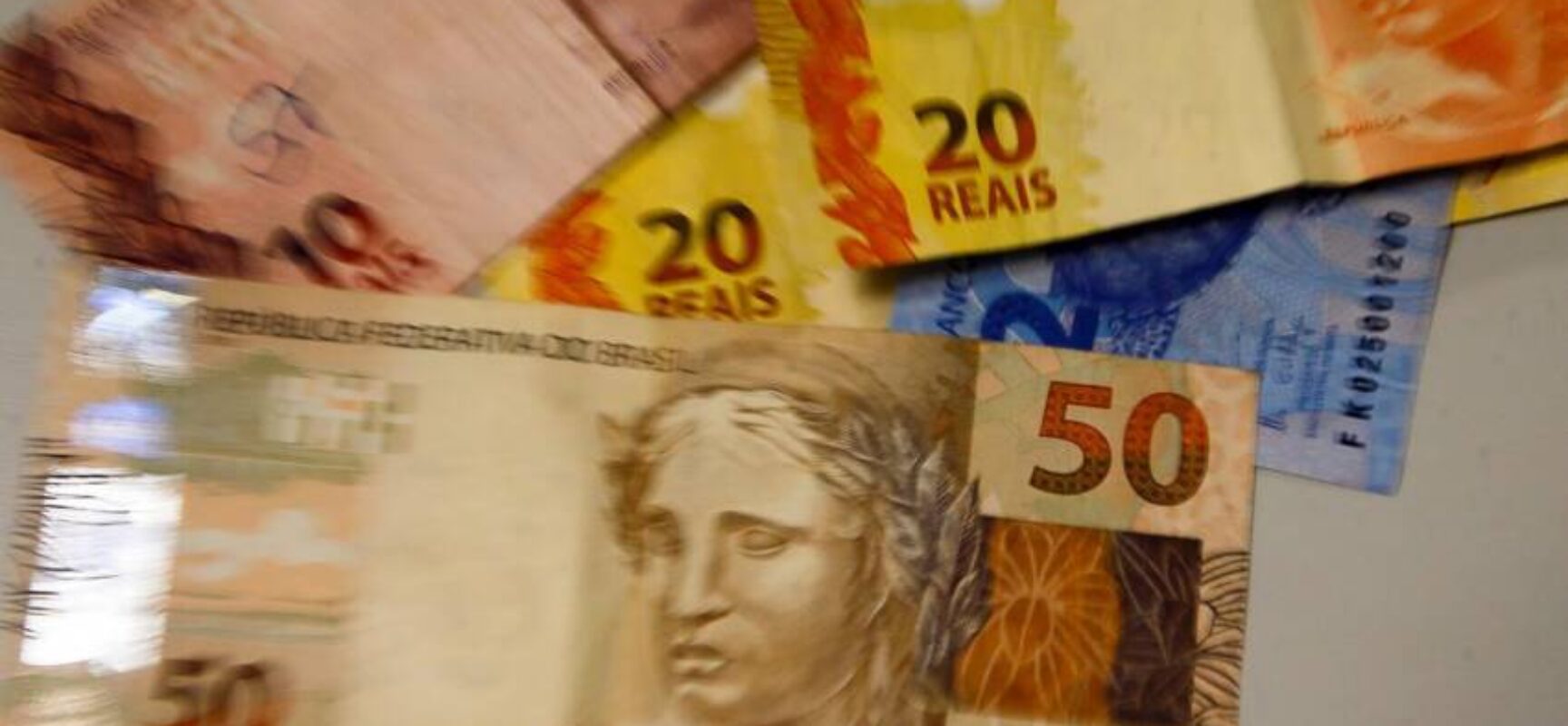 Brasileiros ainda não sacaram R$ 7,08 bi de valores a receber