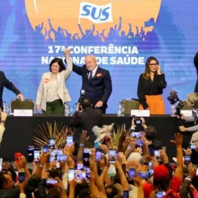 Governo vai pagar piso da enfermagem retroativo a maio