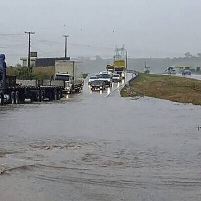 Alagoas e Pernambuco decretam emergência em municípios por causa das chuvas