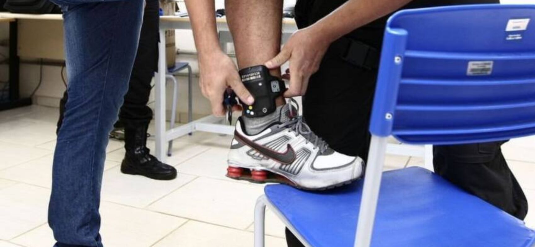 Câmara aprova uso de tornozeleira eletrônica para agressor de mulheres