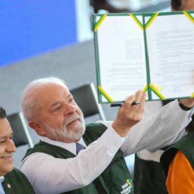 Estado brasileiro retomou sua capacidade de planejamento, diz Lula