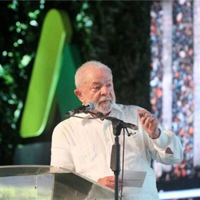 Presidente Lula dá sinal verde para pedido de prefeitos sobre construção de novo aeroporto em Ilhéus
