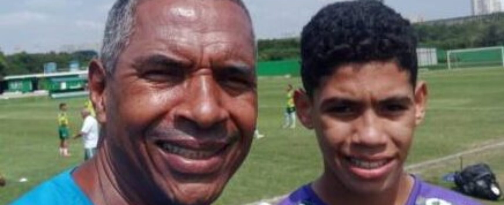 FUTEBOL: DE ILHÉUS PARA SER CAMPEÃO PELO FLAMENGO