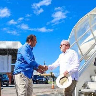 Prefeito Mário Alexandre recepciona presidente Lula antes de evento na BAMIN