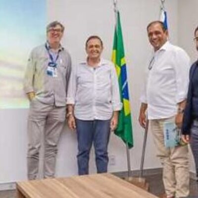 Com o SENAI CIMATEC, prefeito Mário Alexandre discute projetos para cadeia produtiva do cacau