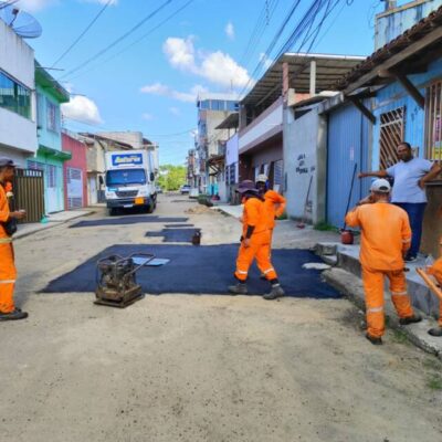 Operação tapa-buracos contempla ruas do Bairro Califórnia