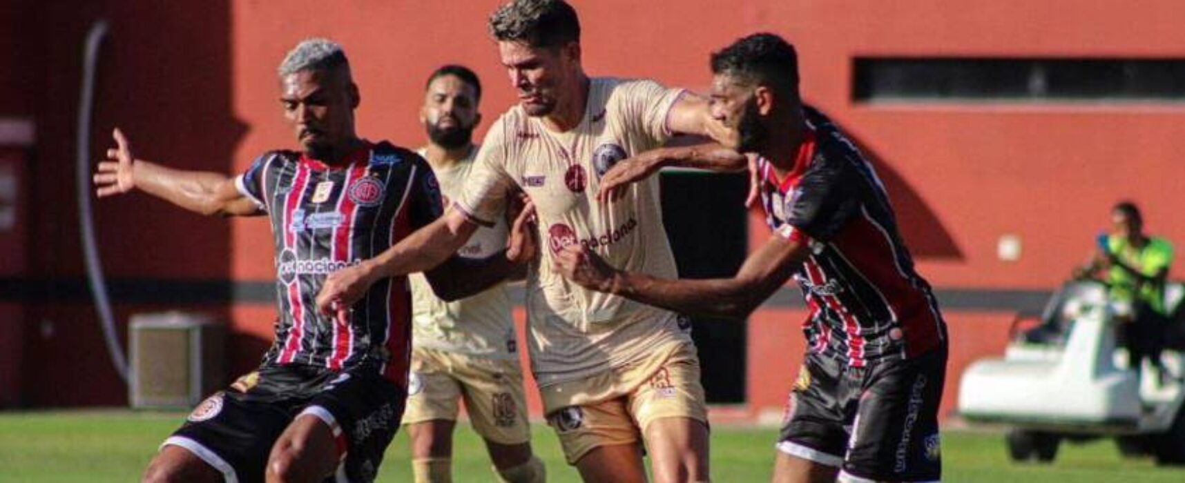Série D: em duelo baiano, Atlético bate Jacuipense e dorme no G4