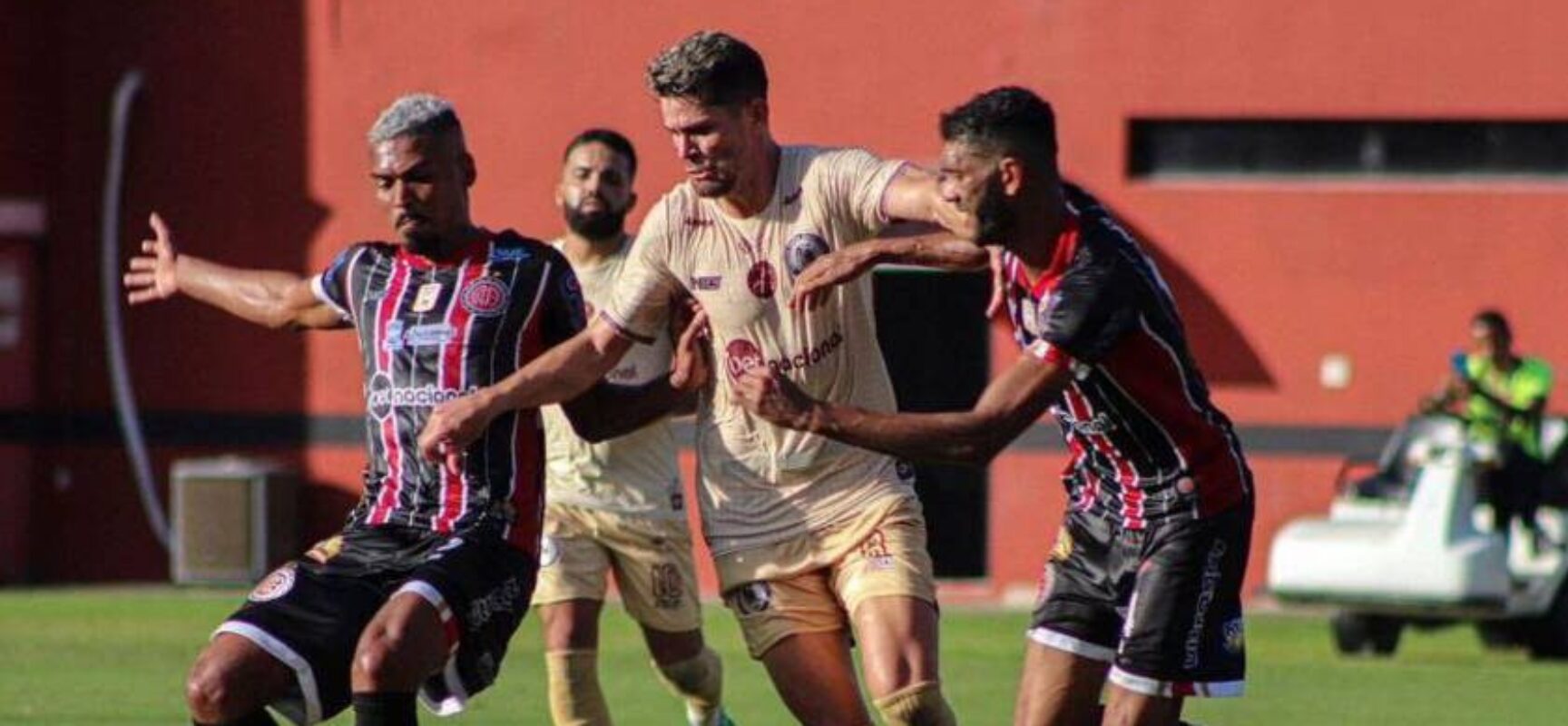 Série D: em duelo baiano, Atlético bate Jacuipense e dorme no G4