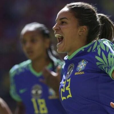 Seleção feminina goleia Chile em último jogo antes da Copa do Mundo
