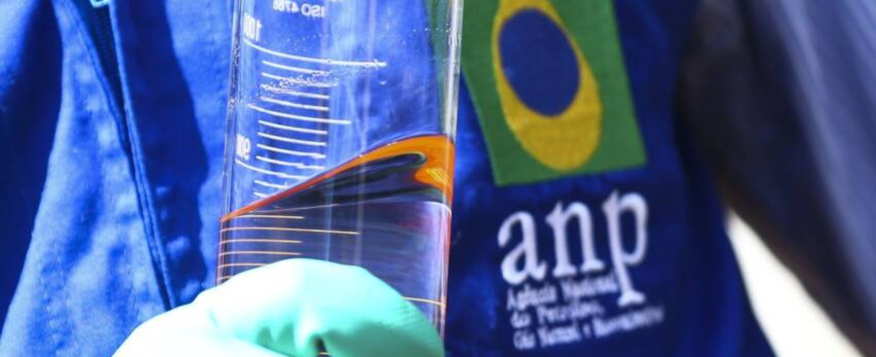 Produção brasileira de petróleo aumenta 4% em 2022, diz ANP