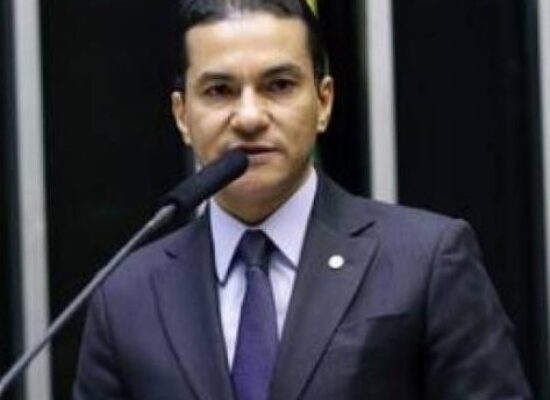 Presidente do Republicamos diz que Bolsonaro faz ‘oposição por oposição’