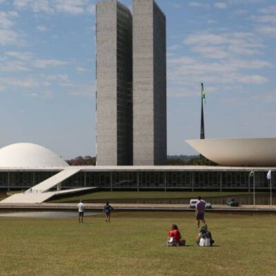 Servidores federais têm regras definidas para recessos de fim de ano