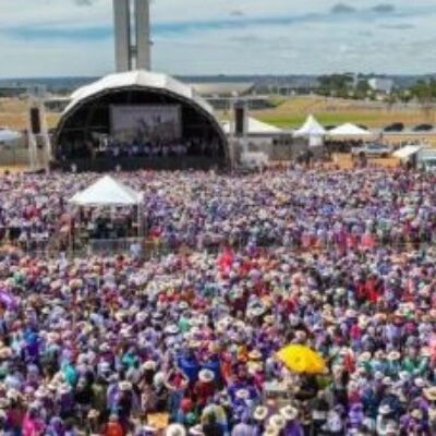 Jerônimo participa de Marcha das Margaridas
