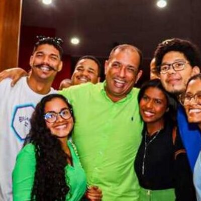Prefeitura de Ilhéus celebra Dia do Estagiário com anúncio da ampliação de vagas no município