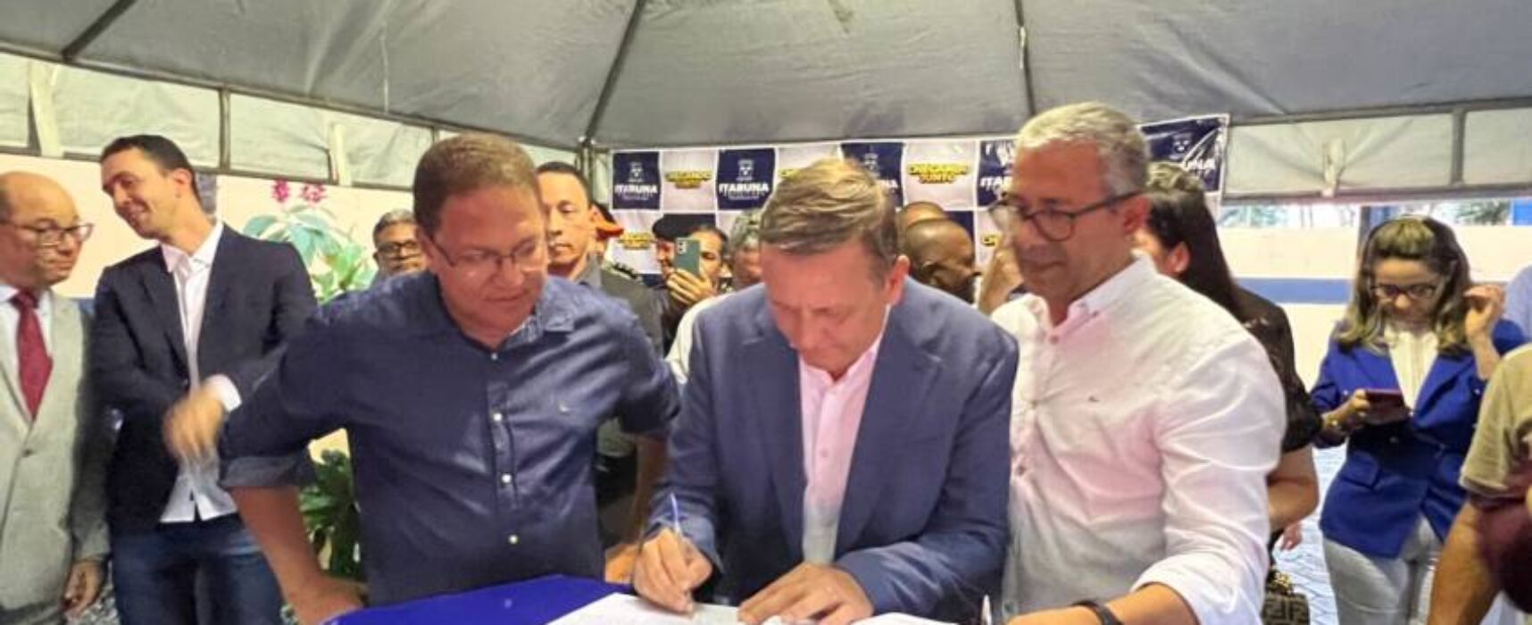 Prefeito Augusto Castro empossa Major PM Fábio Santana na Secretário de Segurança e Ordem Pública