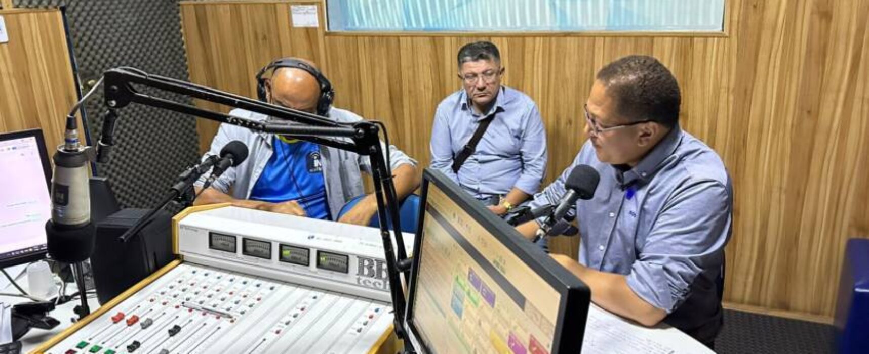 Prefeito Augusto Castro comemora operação de crédito com o Banco do Brasil e repudia lista com supostos ‘funcionários fantasmas’