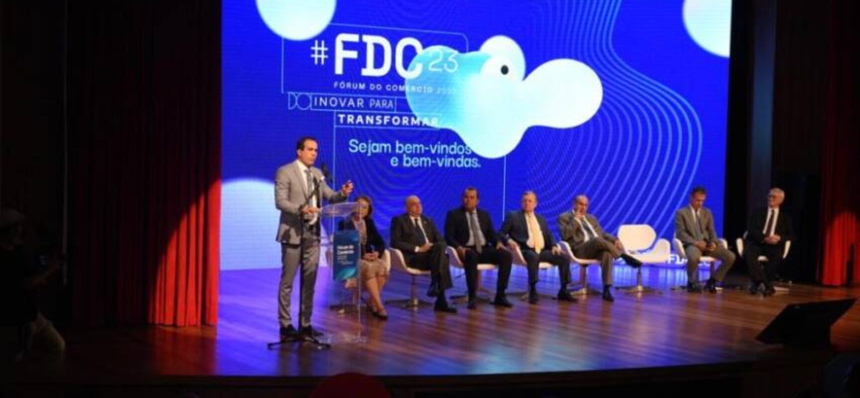 Bruno Reis anuncia novo CredSalvador e diz que cidade tem saldo positivo de 70 mil empregos