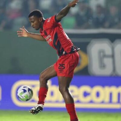 Brasileiro: Goiás arranca empate com o Athletico-PR na Serrinha