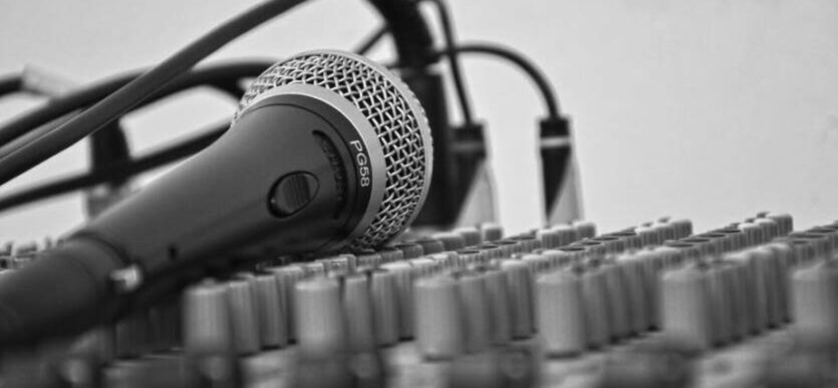 * João Carira: NA CONTRAMÃO DE UMA IMPRENSA DESINTERESSADA.