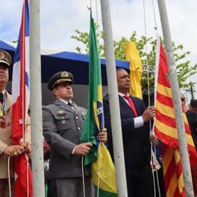 Ao som de fanfarras, Ilhéus celebra Independência do Brasil e reúne população na Avenida