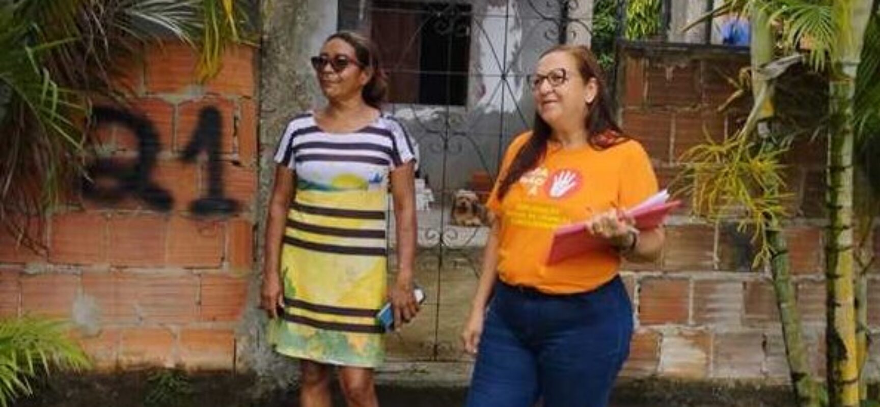 Município realiza selagem de casas no Banco da Vitória; imóveis foram atingidos pelas chuvas em 2021