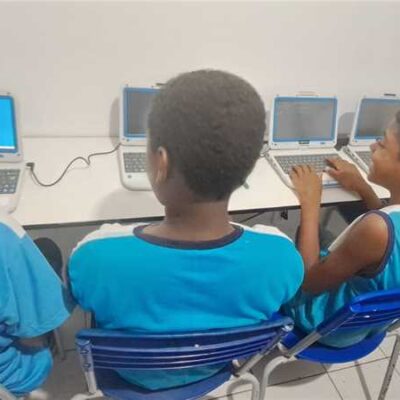 Ilhéus Conectada: Prefeitura lança programa que promove integração tecnológica na educação