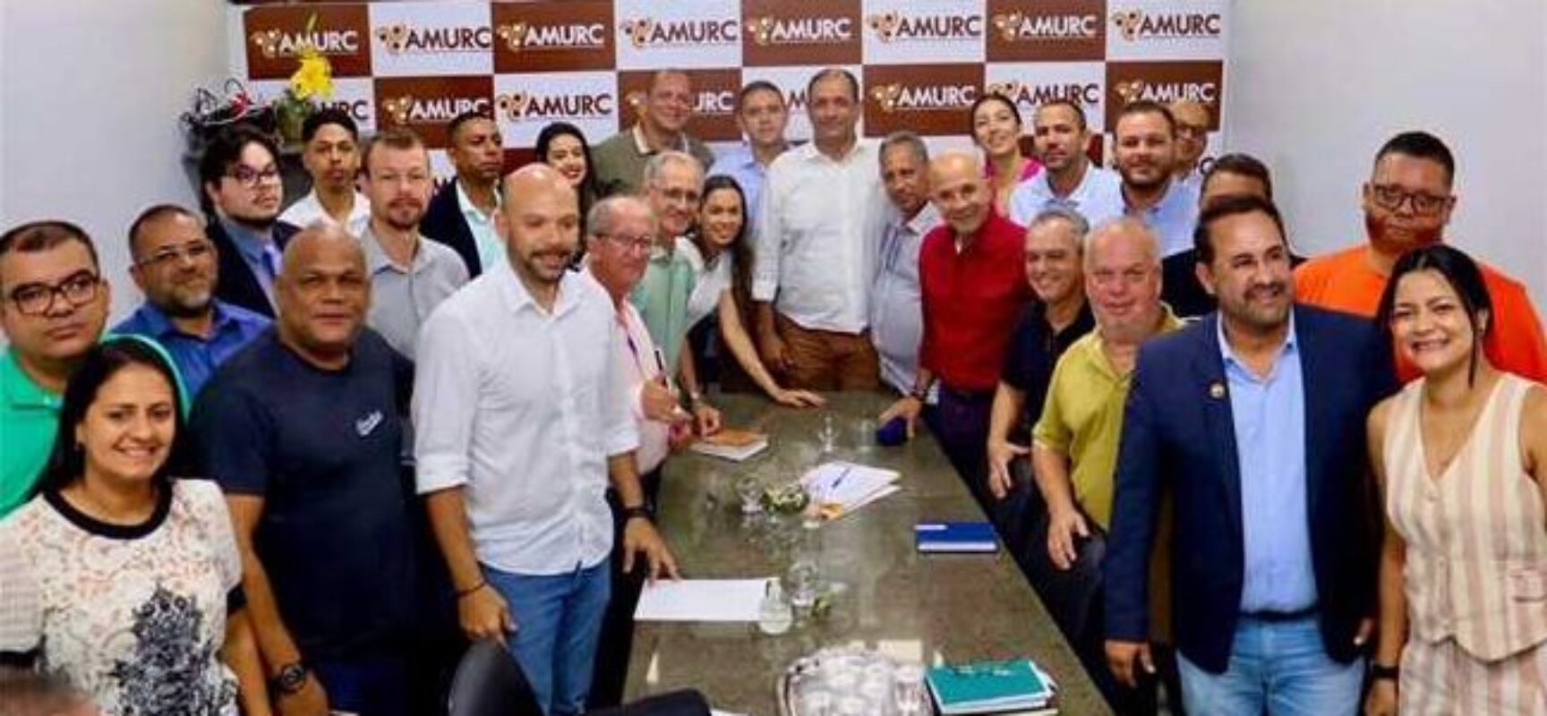 Na AMURC, prefeitos dialogam sobre estratégias para compensar baixo repasse do FPM