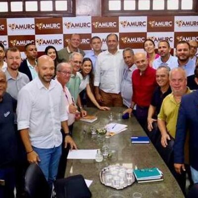 Na AMURC, prefeitos dialogam sobre estratégias para compensar baixo repasse do FPM